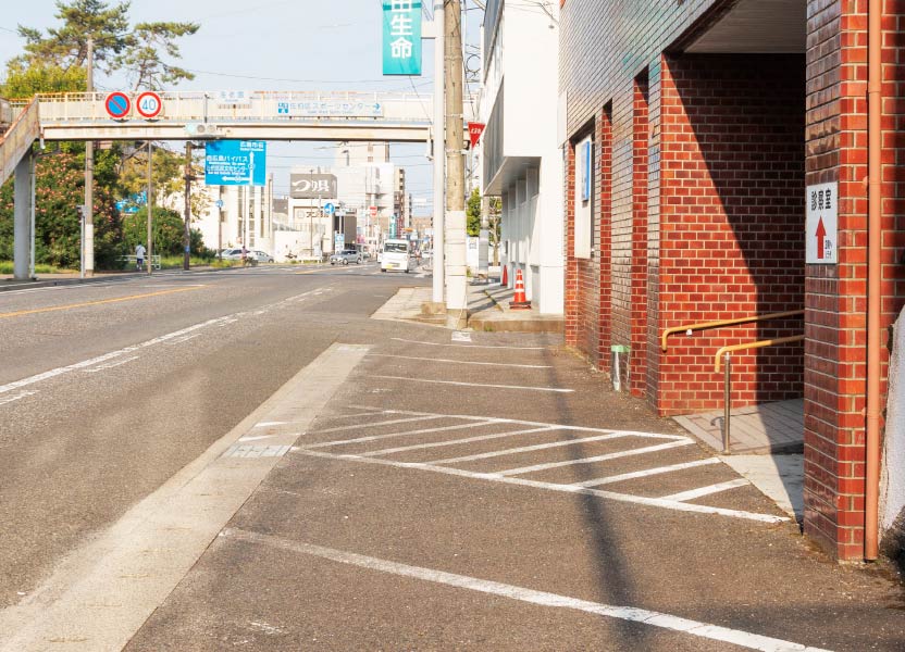第3駐車場(4台、軽自動車専用)